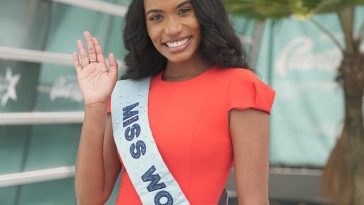 Toni-Ann Singh visits Puerto Rico