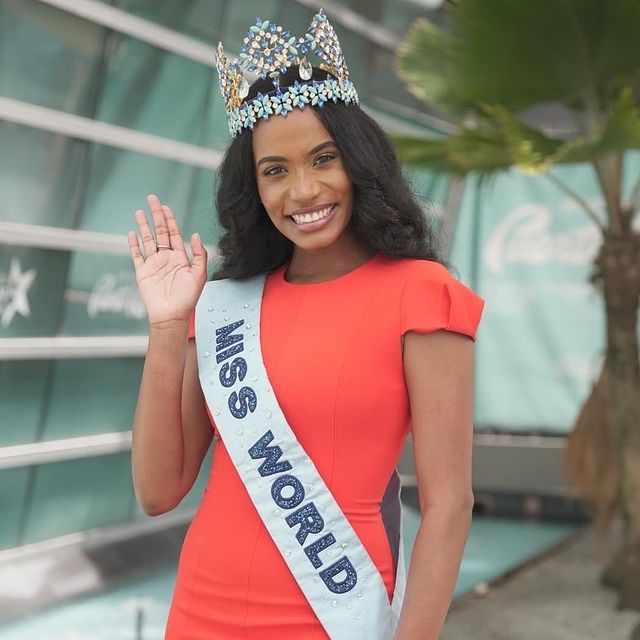 Toni-Ann Singh visits Puerto Rico