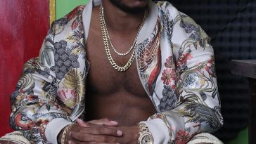 El Jamaiquino appears on Exposed