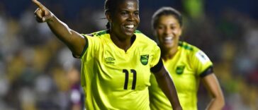 Khadija Shaw scores winner vs Mexico at the CONCACAF W Championship