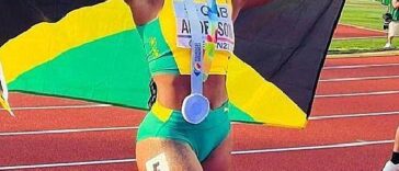 Britany Anderson celebrates silver medal and national record at 2022 IAAF World Championships