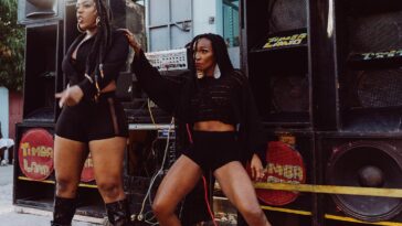 Yeza and Patra shooting a scene for their 'Organic' music video.