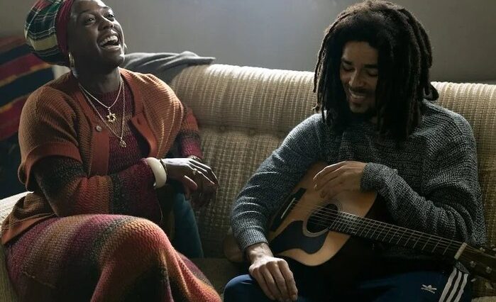 Kingsley Ben-Adir and Lashana Lynch perform as Bob Marley and Rita Marley in One Love.