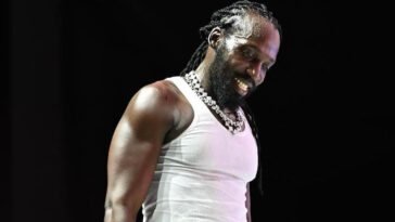 Mavado performs and looks on the crowd.