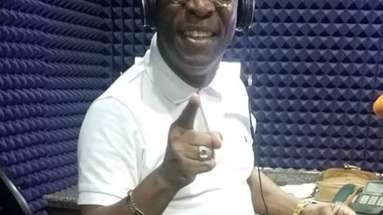 Barrington 'Barry G' Gordon poses during a radio show.